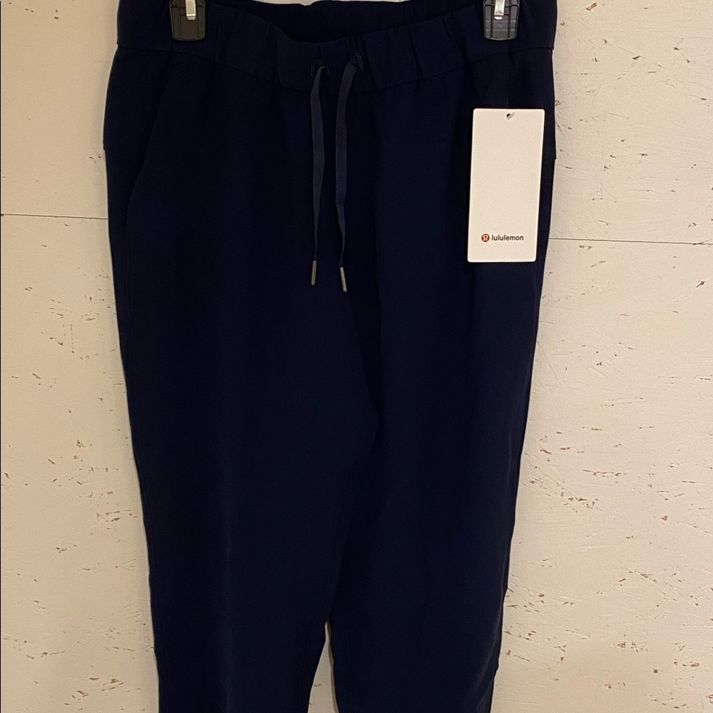 Brand New with Tags - Lulu "On The Fly Joggers"